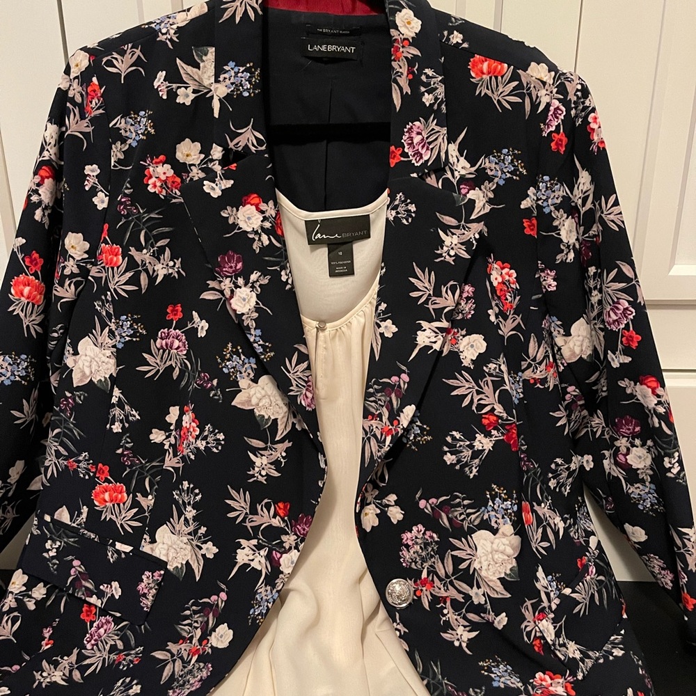 The Floral BRYANT Blazer and Camisole